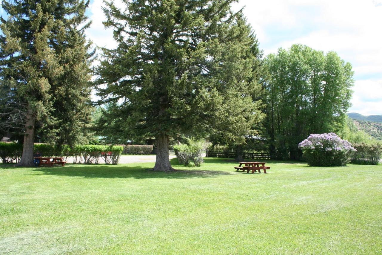 Rolling R Guest Ranch Vendégház Meeker Kültér fotó
